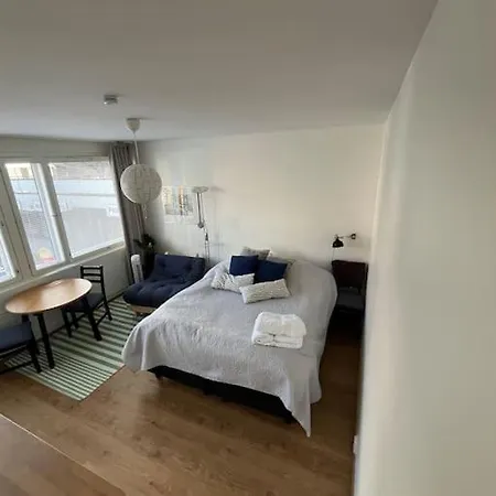 Apartamento Tyylikaes Yksioe Kalliossa *