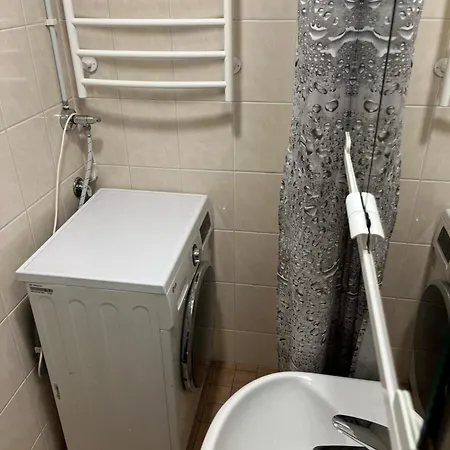 Tyylikaes Yksioe Kalliossa *