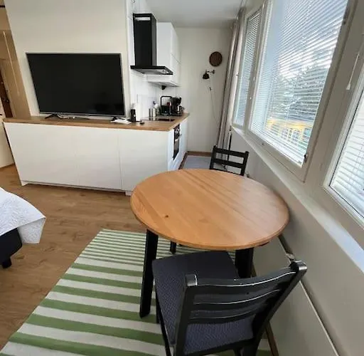 Tyylikaes Yksioe Kalliossa Helsínquia