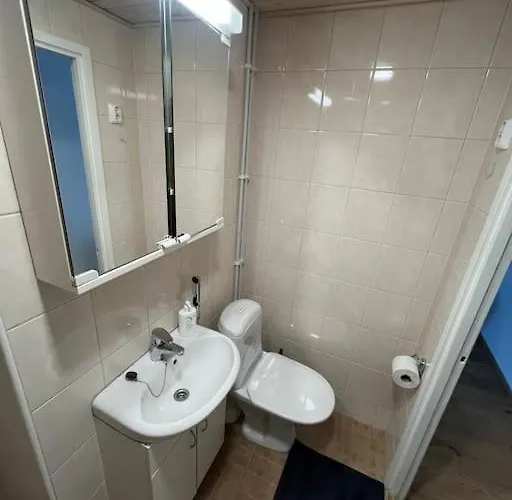 Tyylikaes Yksioe Kalliossa *